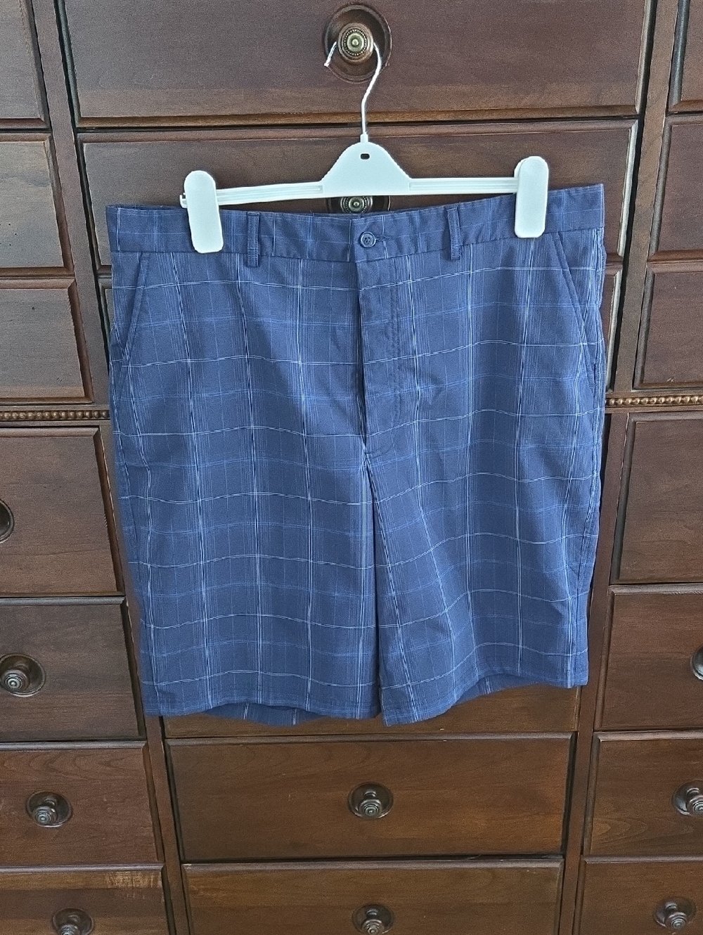 Men's Kirkland Signature Navy Windowpane Flat Front Shorts Size 38